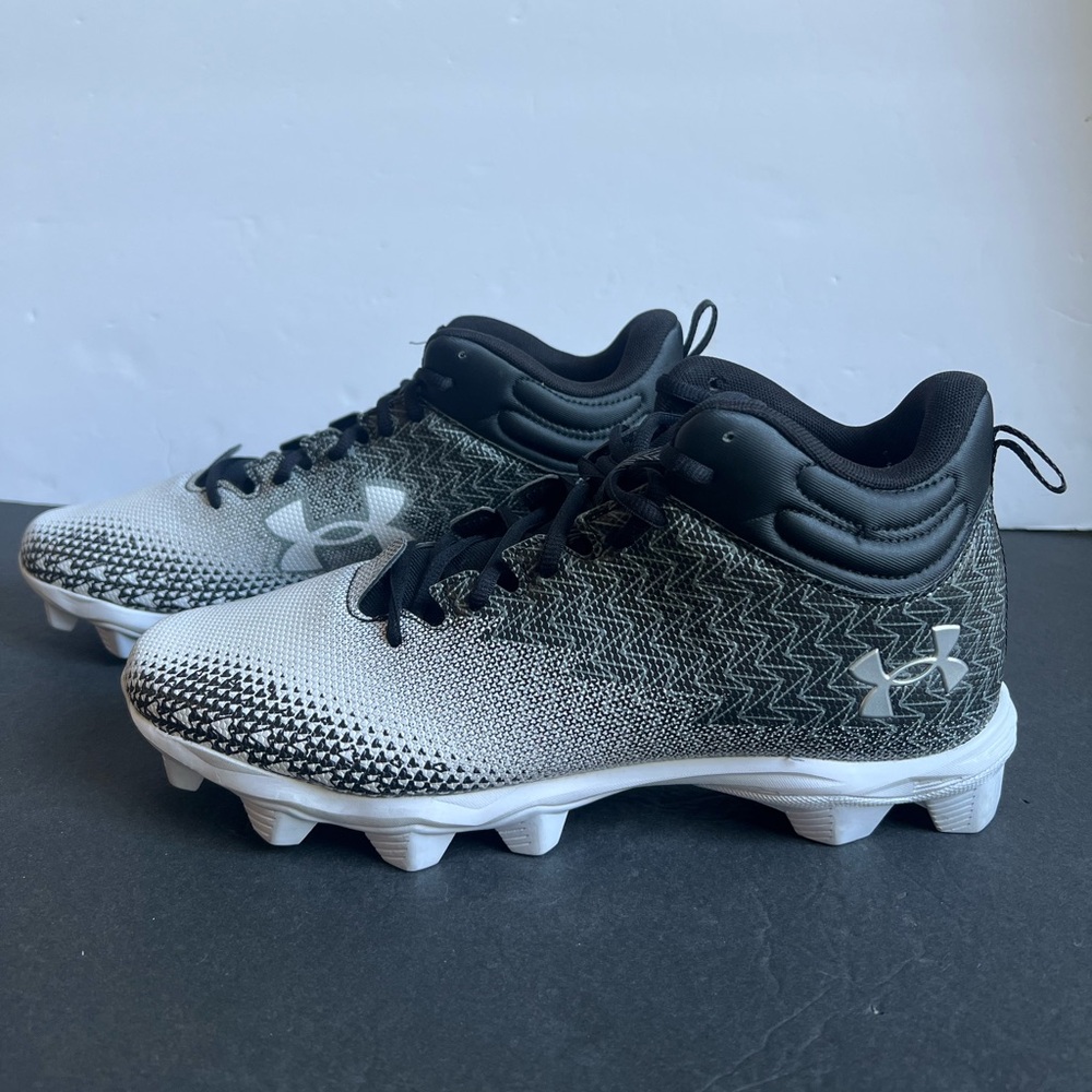 Under Armour SpotLight Football Cleats, Men’s 12